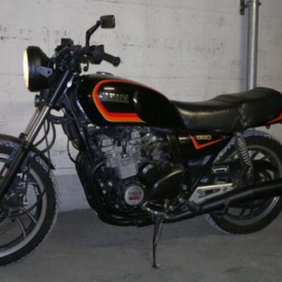 XJ550