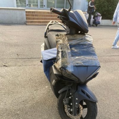 Klebeband wird in grossen Mengen begraucht !